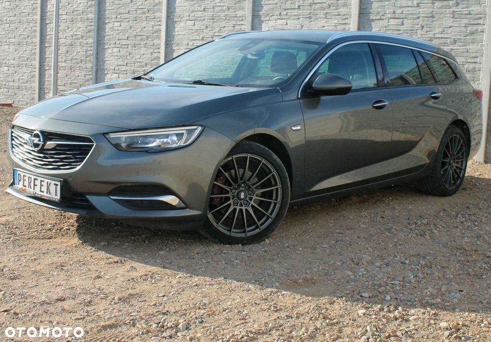 Opel Insignia - 25