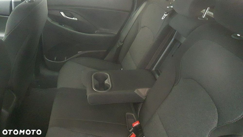 Hyundai i30 - 16