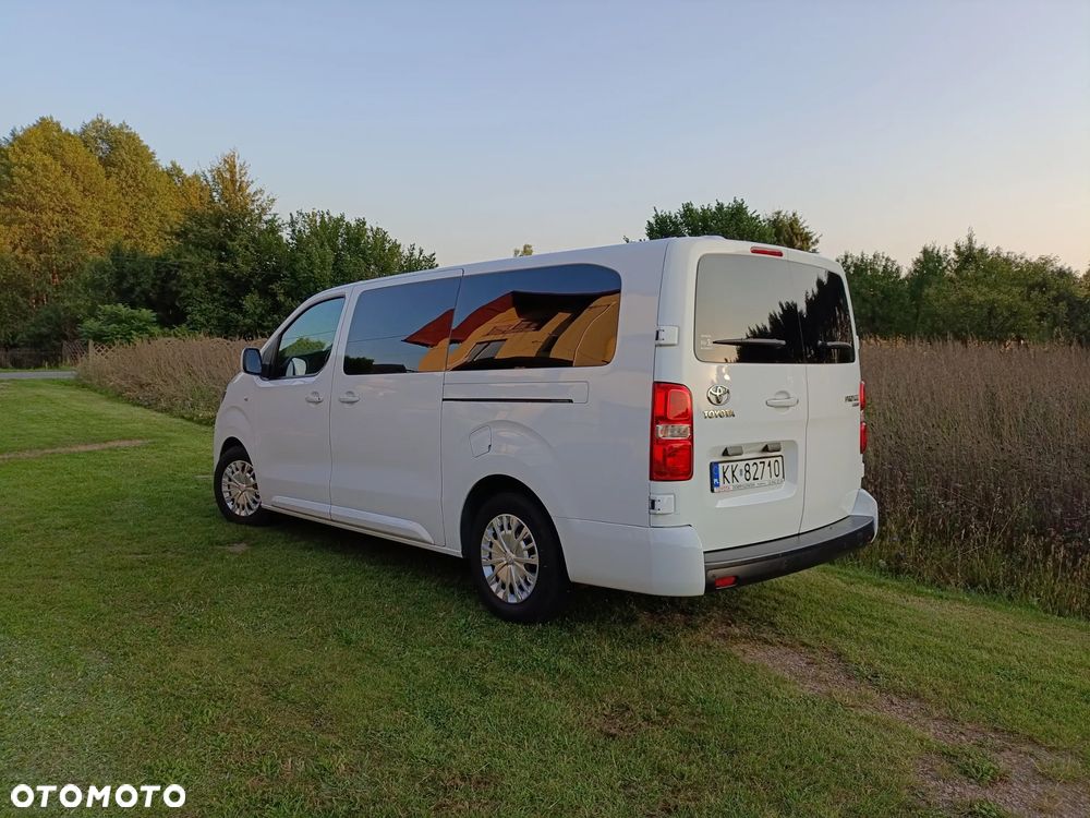 Toyota ProAce Kombi 2.0 D-4D Long 2,8t - 2