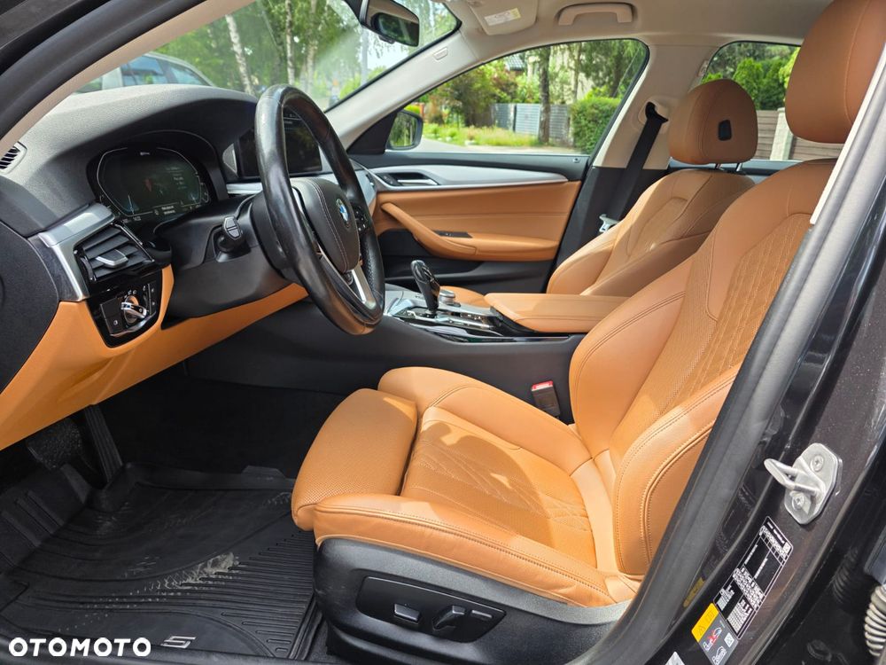 BMW Seria 5 520e Luxury Line - 18