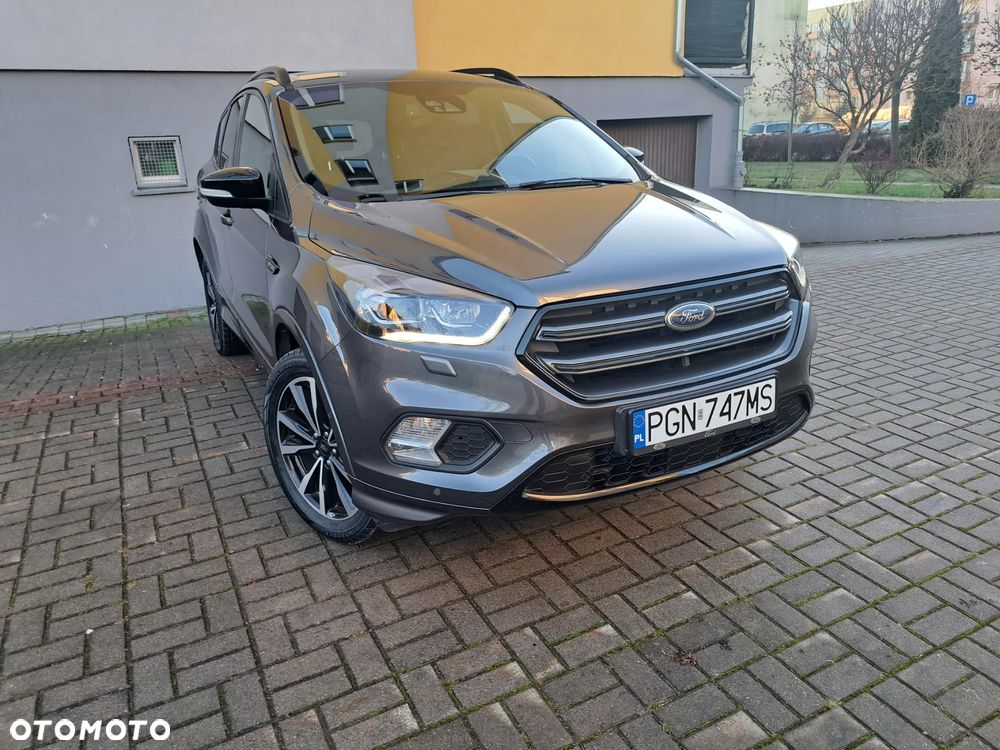 Ford Kuga - 24