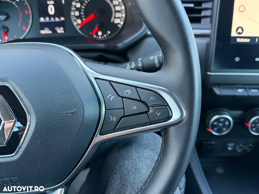 Renault Captur BLUE dCi 115 BUSINESS EDITION - 25