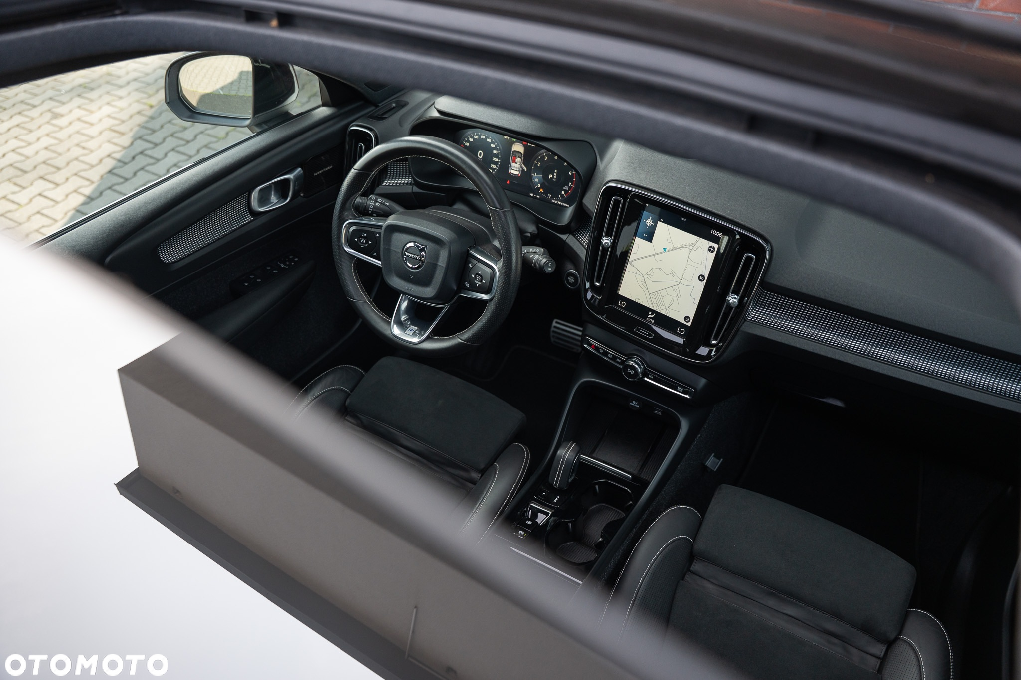 Volvo XC 40 T4 Geartronic R-Design - 22
