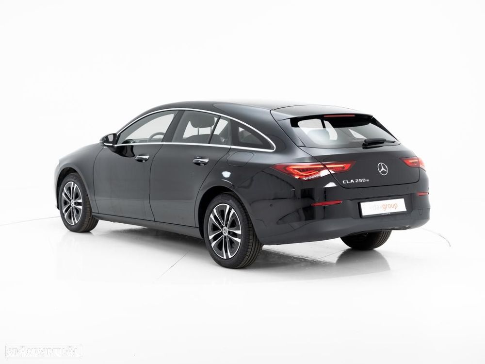 Mercedes-Benz CLA 250 e 8G-DCT - 5