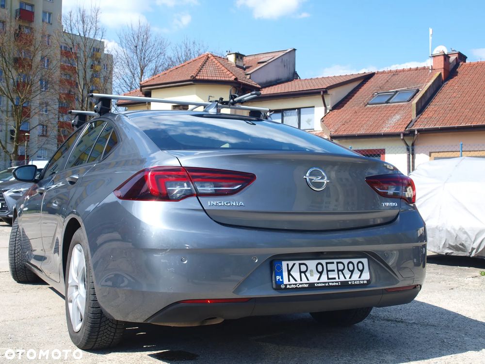 Opel Insignia - 4