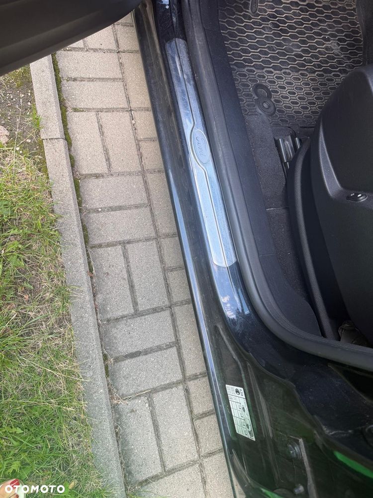 Ford S-Max 2.0 Titanium - 17