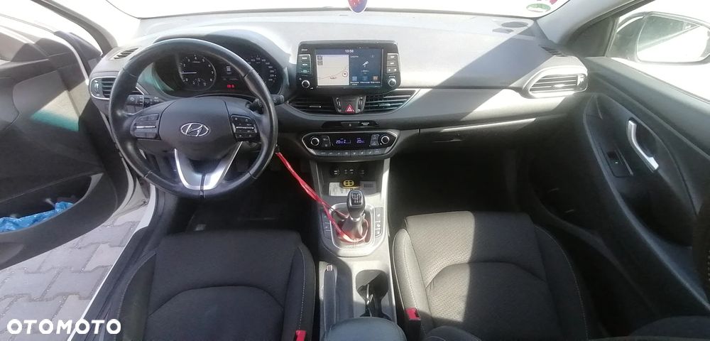 Hyundai i30 1.0 T-GDI YES - 15