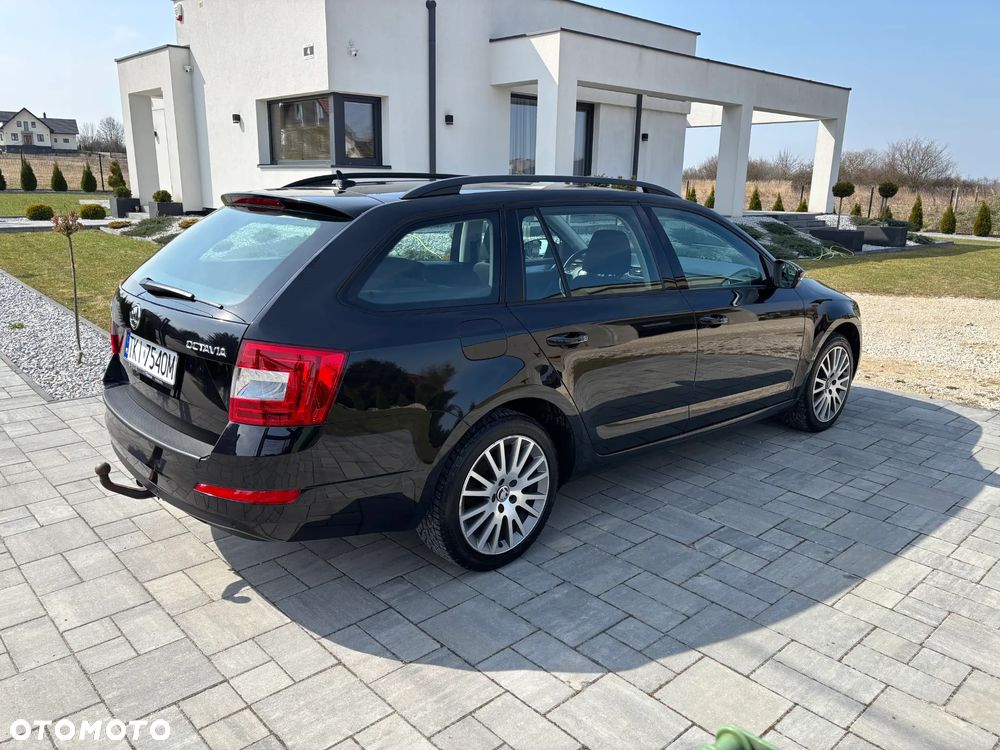 Skoda Octavia 2.0 TDI DSG Ambition - 8