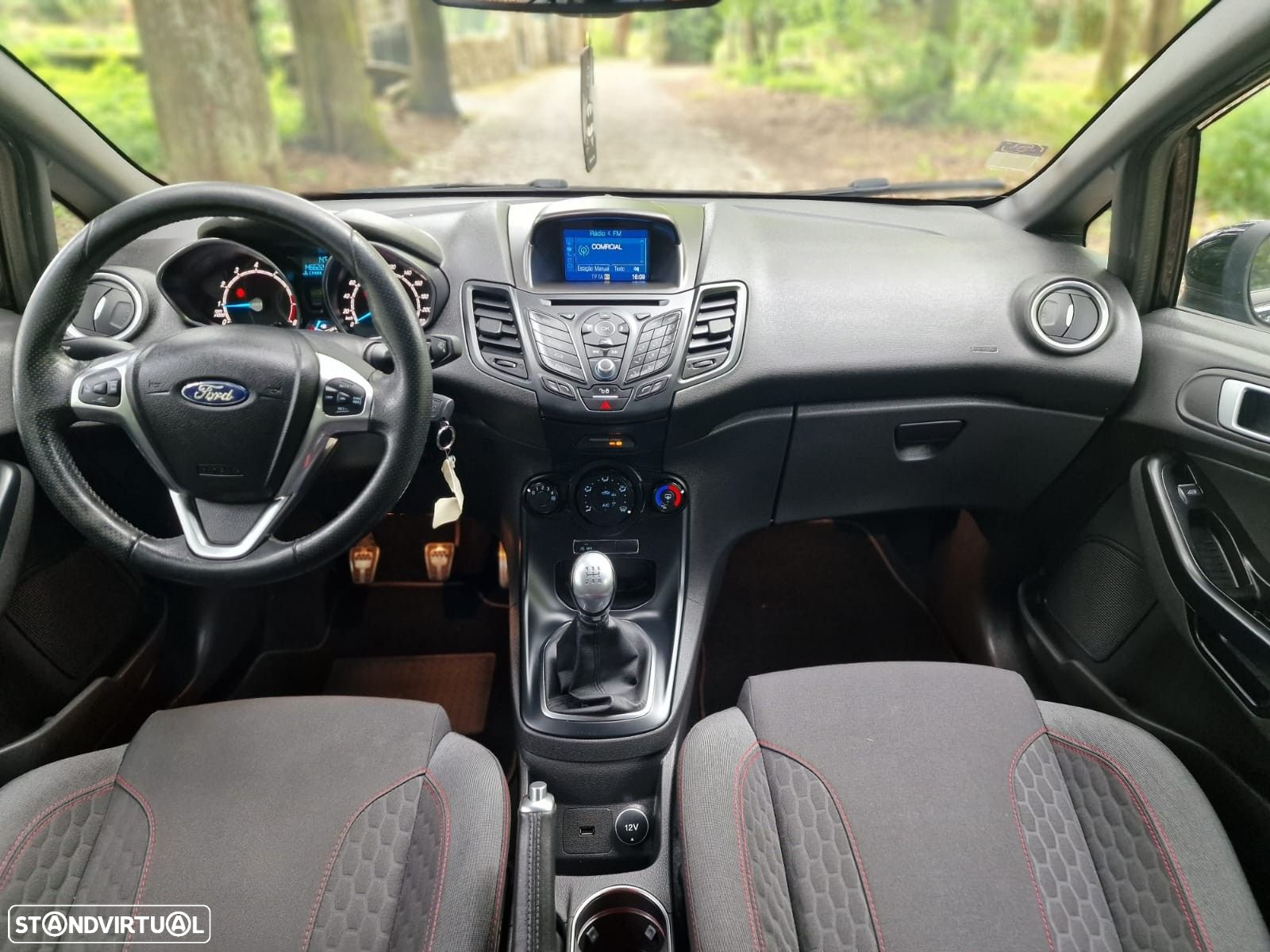 Ford Fiesta 1.0 T EcoBoost STLine - 35