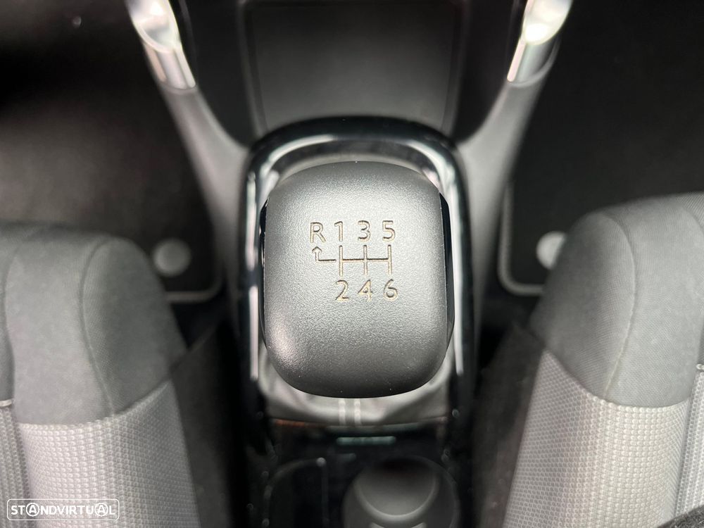 Citroën C3 Aircross 1.2 PureTech Shine - 18