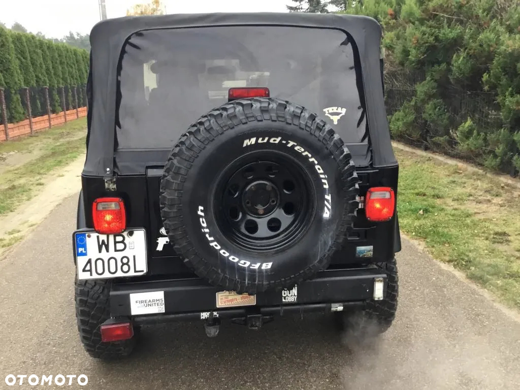 Jeep Wrangler - 15