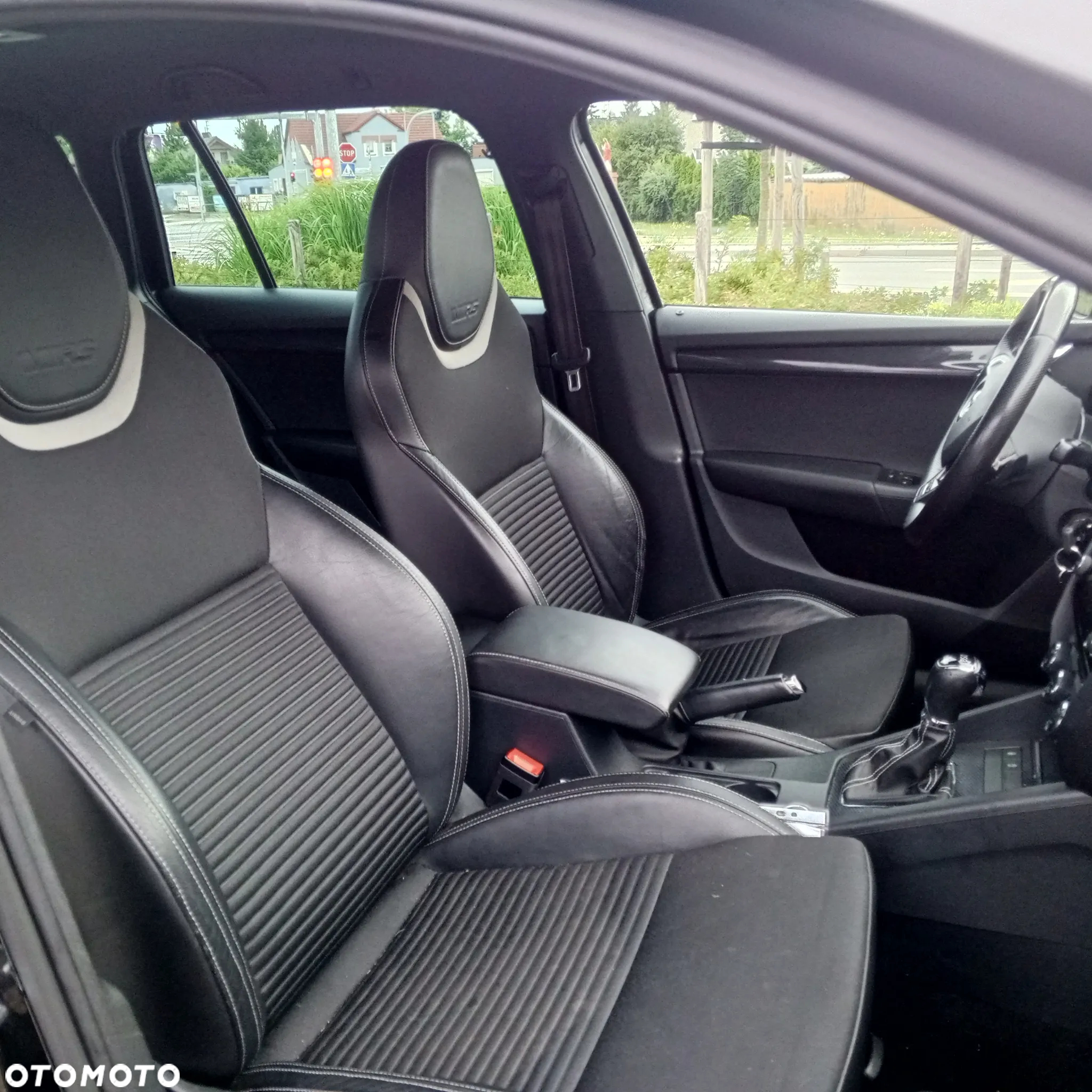 Skoda Octavia 2.0 TDI RS DSG - 6