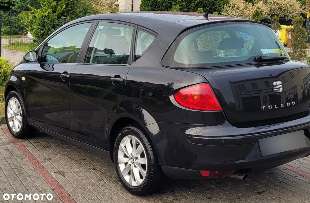 Seat Toledo 1.6 Reference - 11
