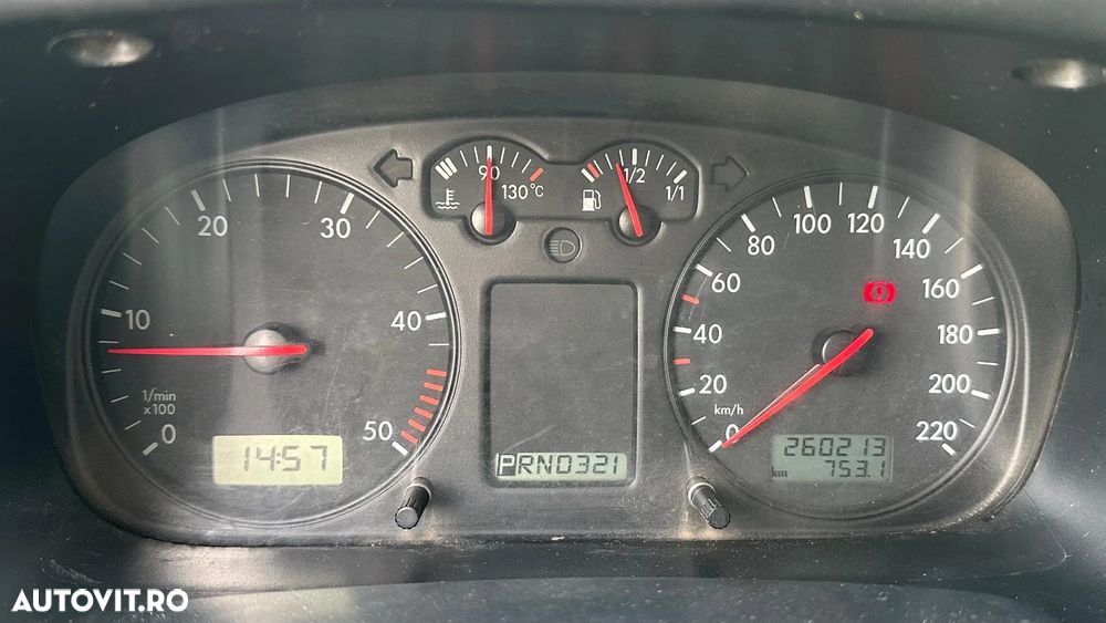 Volkswagen Transporter - 10