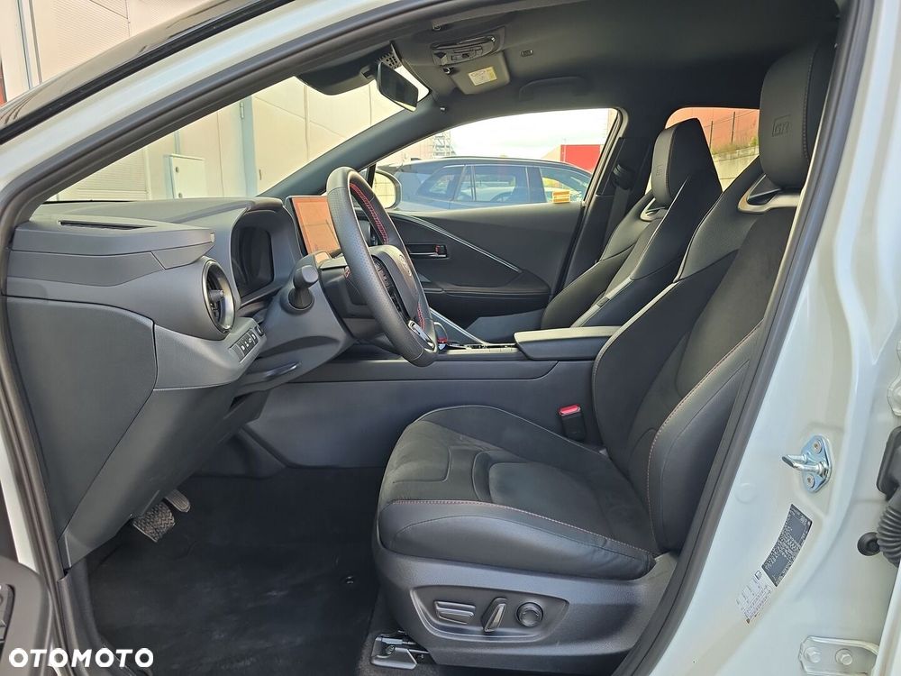 Toyota C-HR 2.0 PHEV Dynamic Force GR Sport - 12