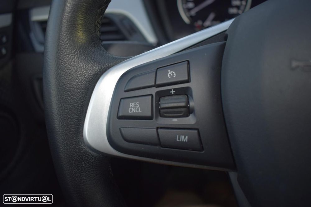 BMW X1 18 d sDrive Auto - 17