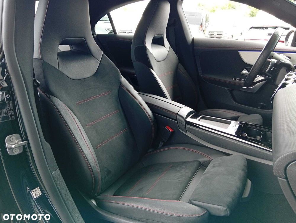 Mercedes-Benz CLA 200 mHEV AMG Line 7G-DCT - 25