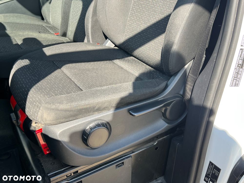Mercedes-Benz Vito - 26