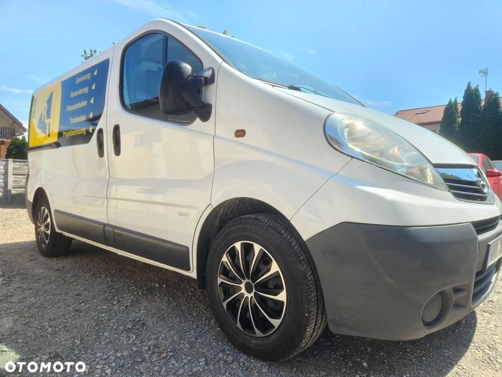 Opel VIVARO - 9