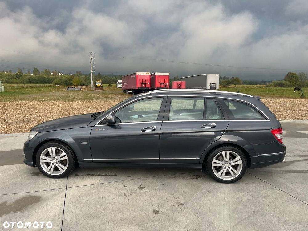 Mercedes-Benz Klasa C 320 CDI DPF 4Matic 7G-TRONIC Avantgarde - 5