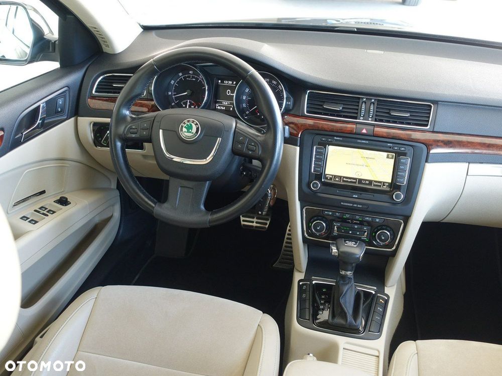 Skoda Superb - 25