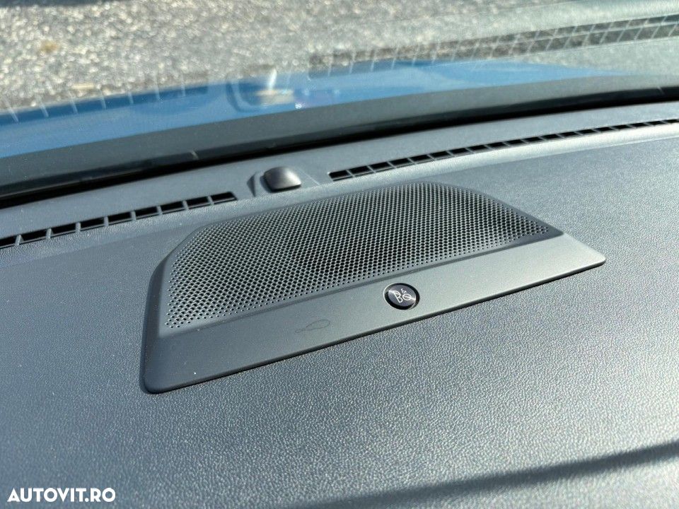 Ford Tourneo Custom - 25