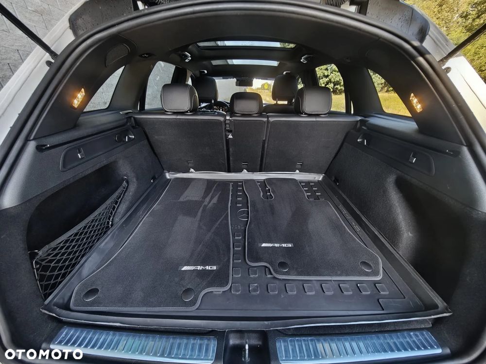 Mercedes-Benz GLC 300 4-Matic - 29