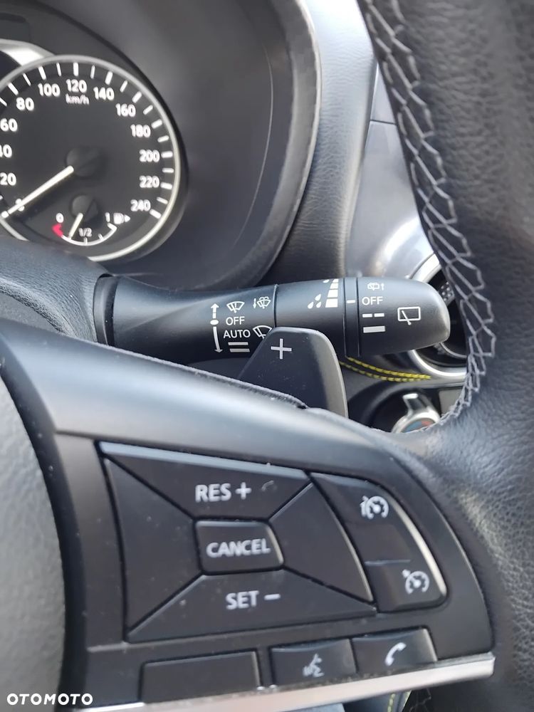 Nissan Juke 1.0 DIG-T Kiiro DCT - 13