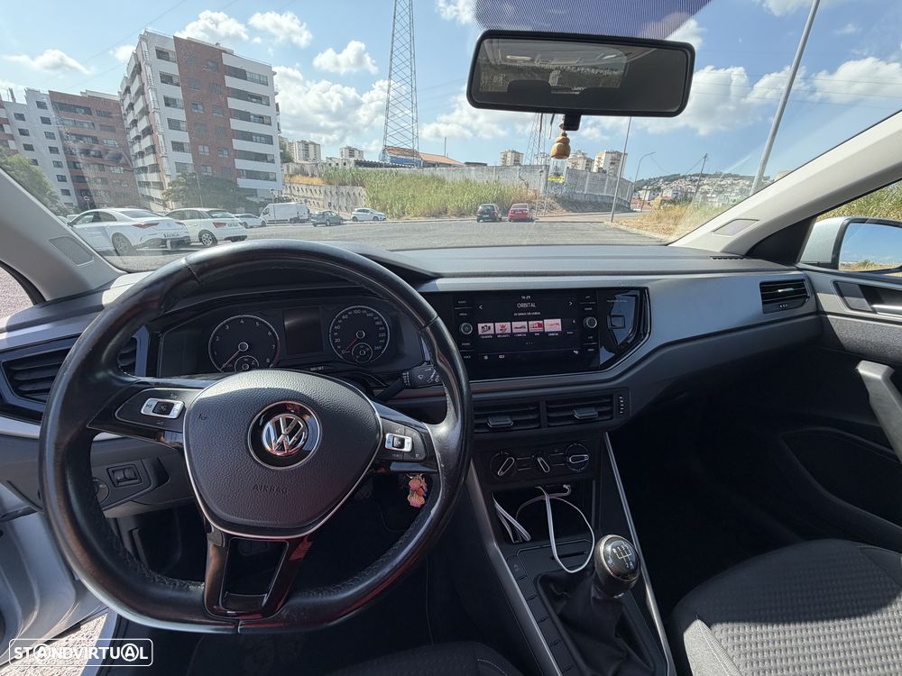 VW Polo 1.0 Confortline - 14