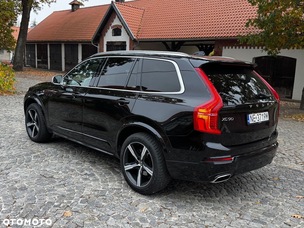 Volvo XC 90 - 3