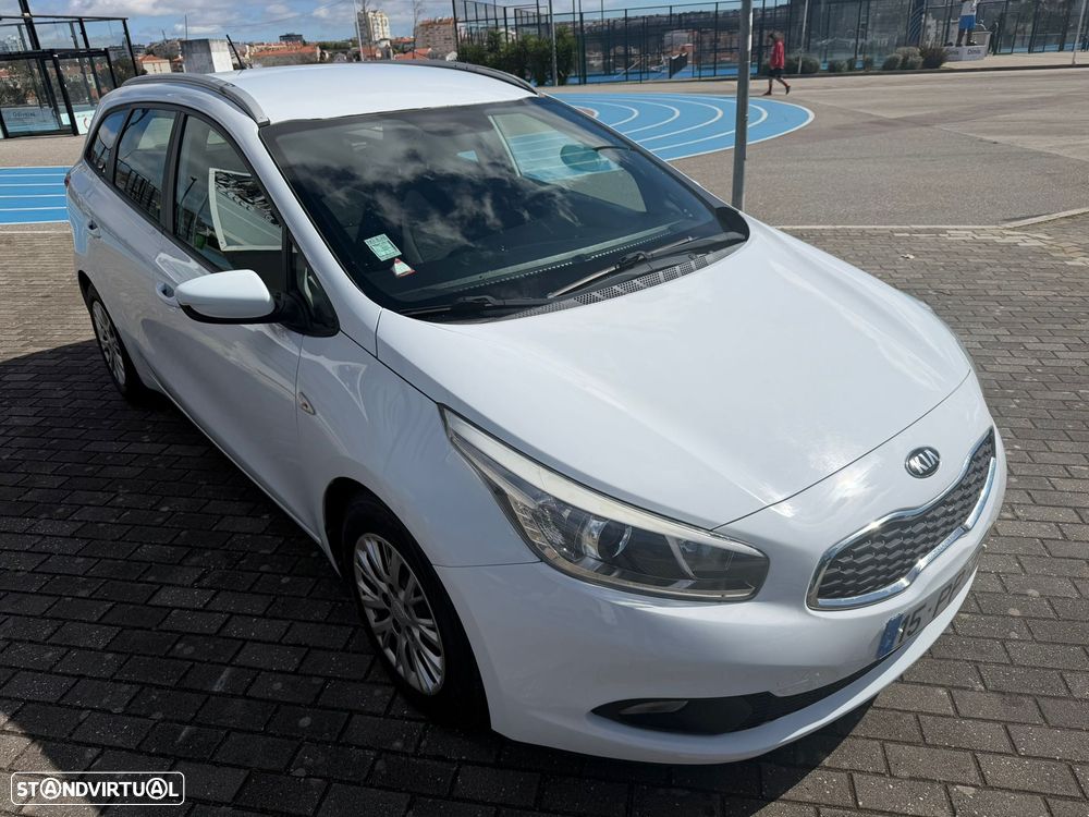 Kia Ceed SW 1.4 CRDi - 8