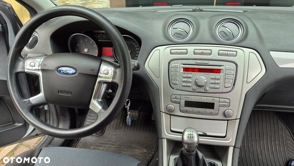 Ford Mondeo 1.6 Silver X - 9