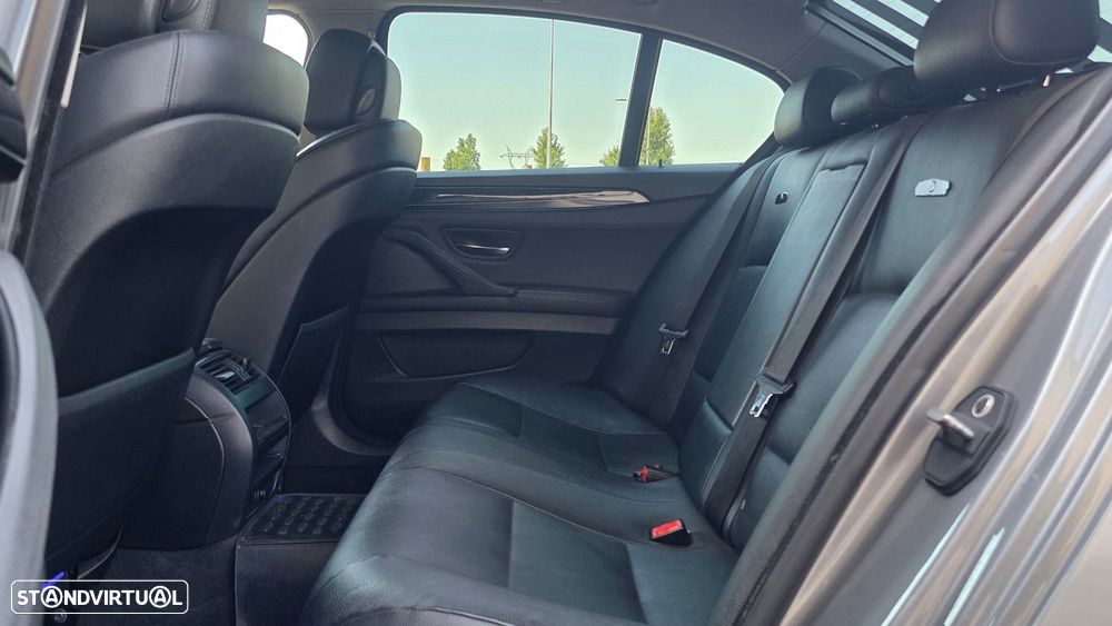 BMW 520 d Pack M - 15