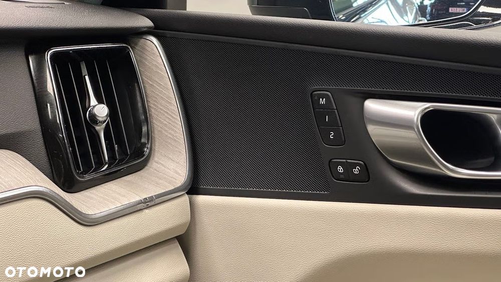 Volvo XC 60 - 9