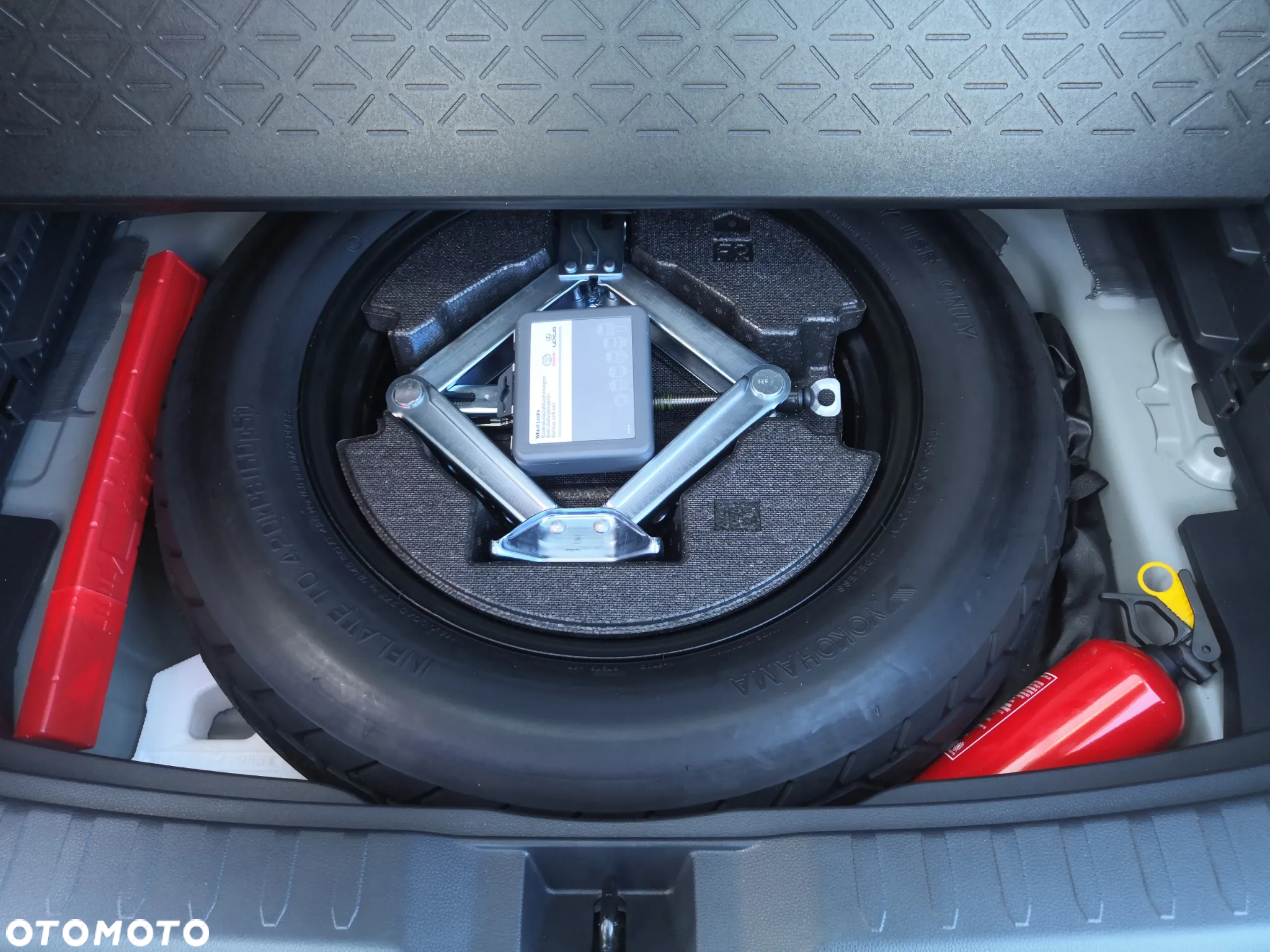 Toyota RAV4 2.5 Hybrid Selection 4x4 - 13