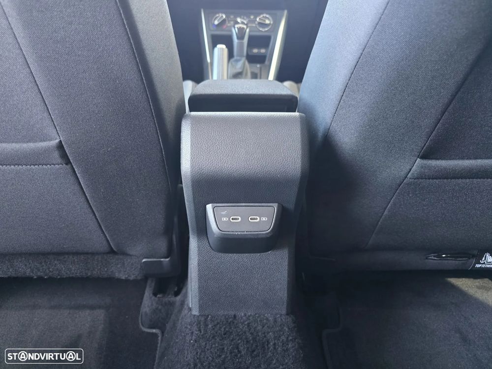 VW Taigo 1.0 TSI Urban DSG - 21
