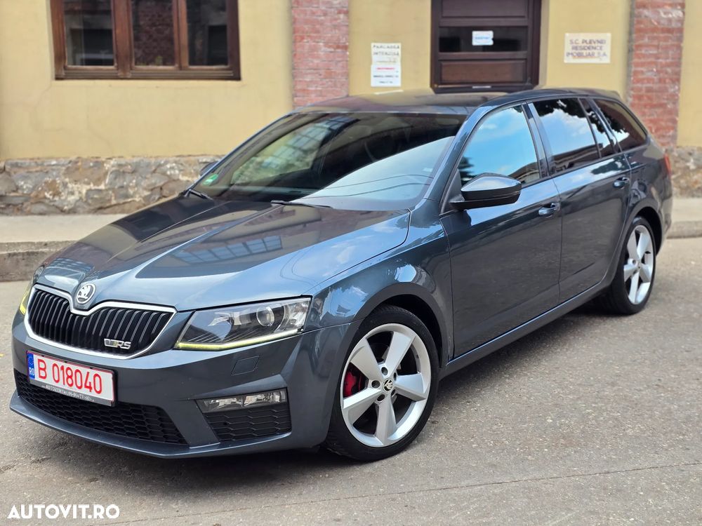 Skoda Octavia 2.0 TDI DSG RS - 1