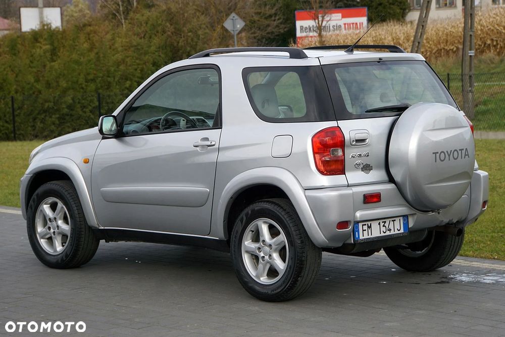 Toyota RAV4 ver-2-0-vvt--i-prestige - 12