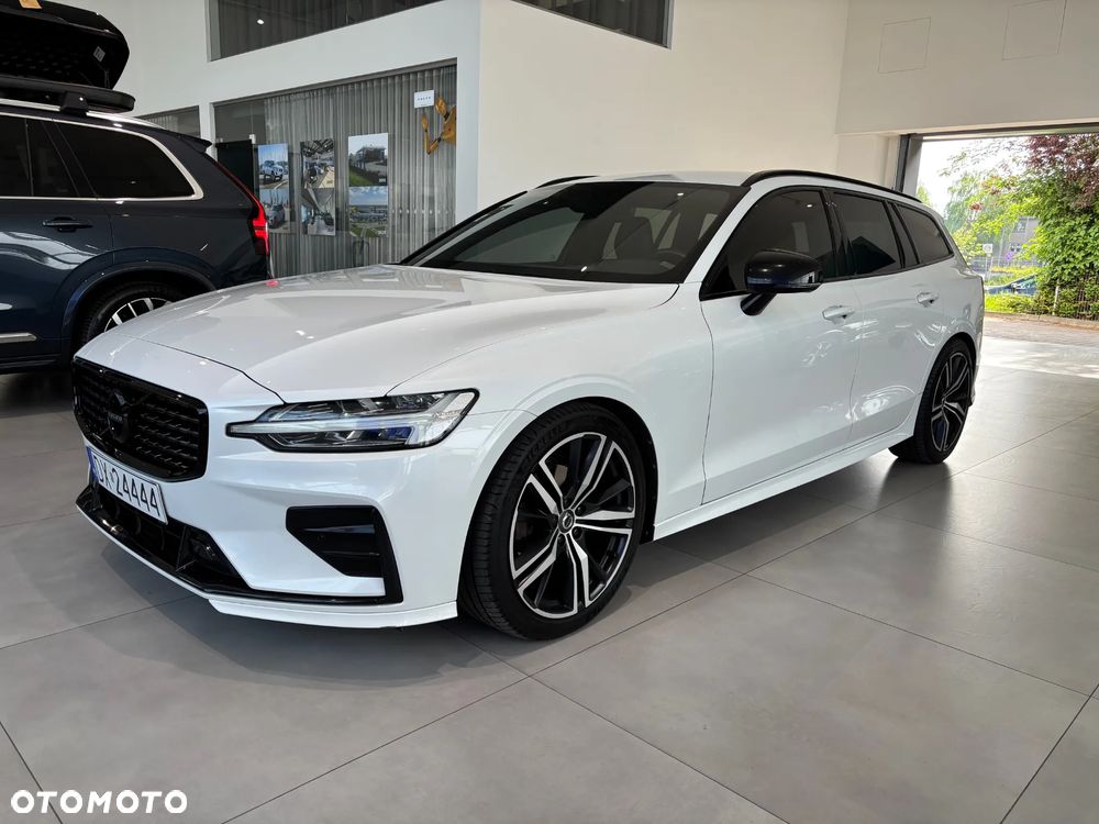 Volvo V60 D4 R-Design - 23