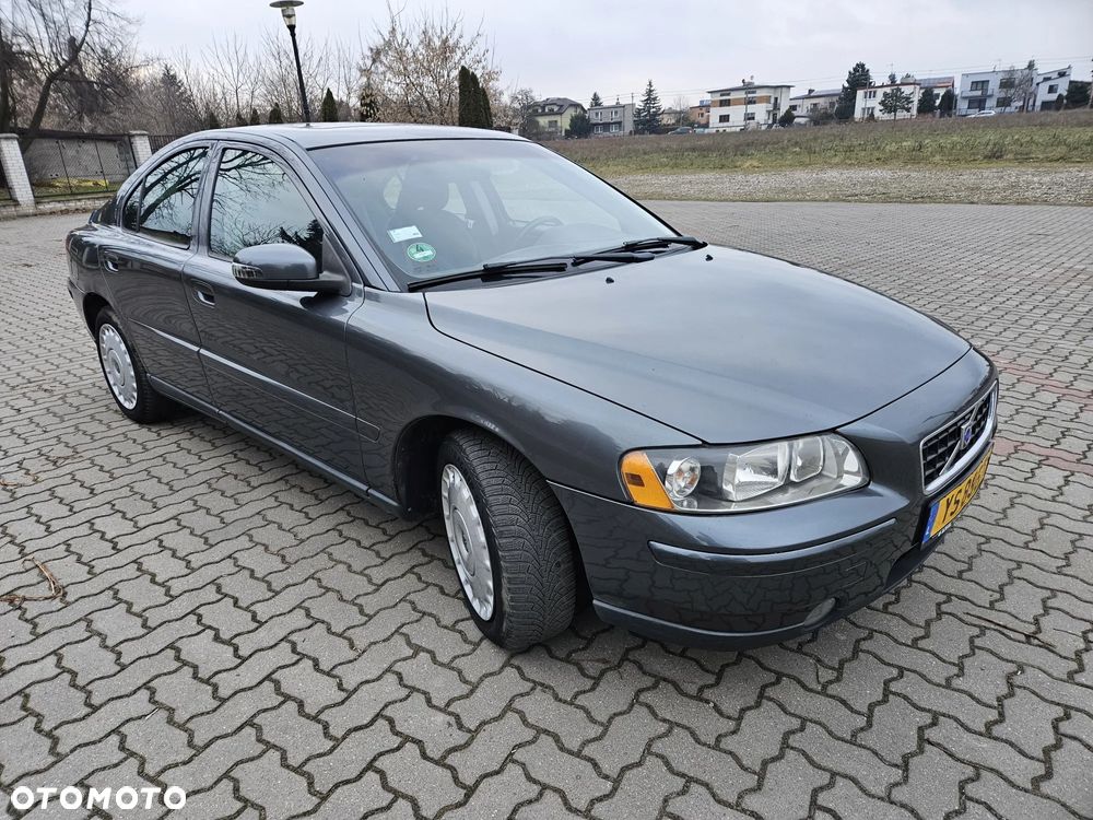 Volvo S60 2.0T Edition - 4