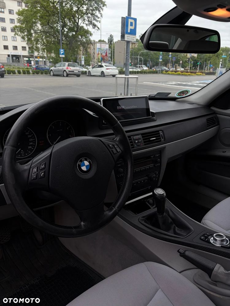 BMW Seria 3 320d - 4