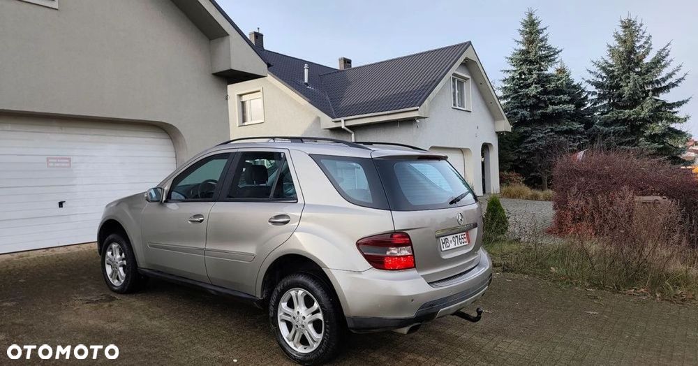 Mercedes-Benz ML - 14