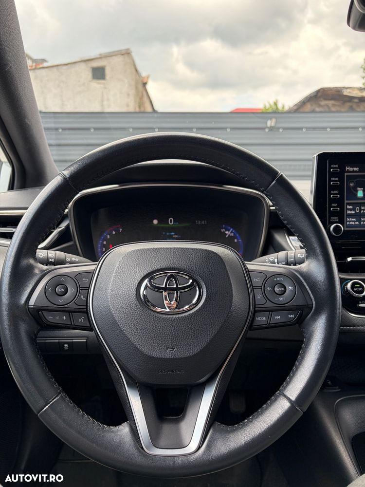 Toyota Corolla 1.8 HSD Dynamic - 18
