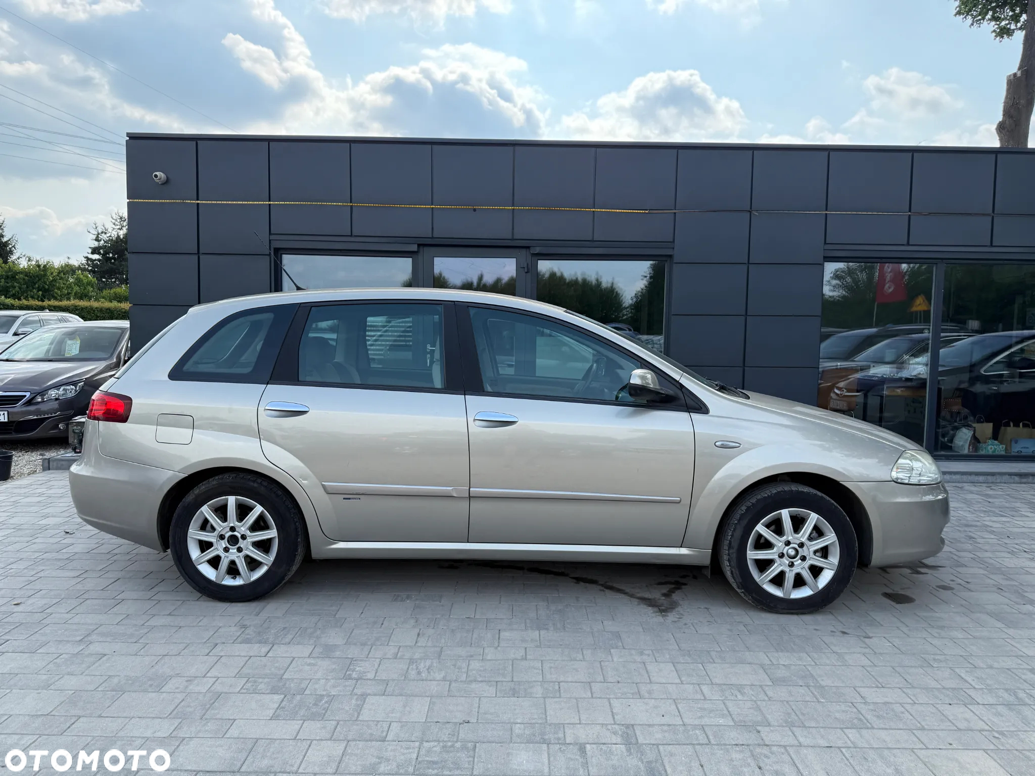 Fiat Croma 1.8 16V Dynamic - 20