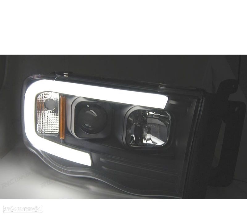 CONJUNTO DE FARÓIS PARA DODGE RAM 02-06 TUBE LIGHT PRETO - 2
