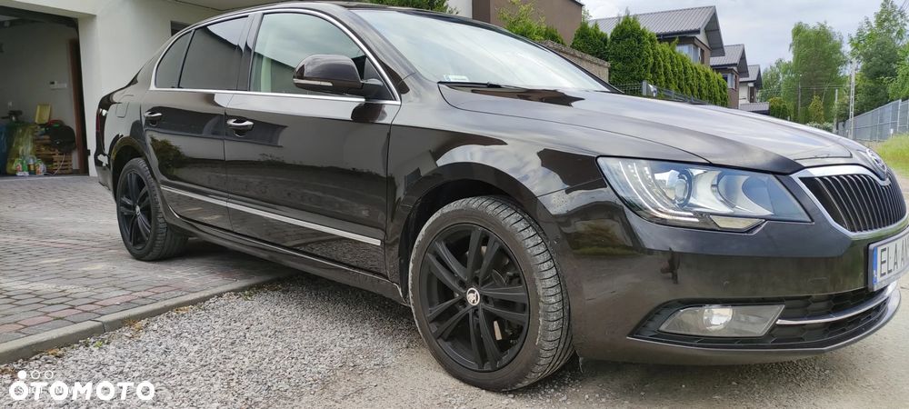 Skoda Superb 2.0 TSI Elegance DSG - 3