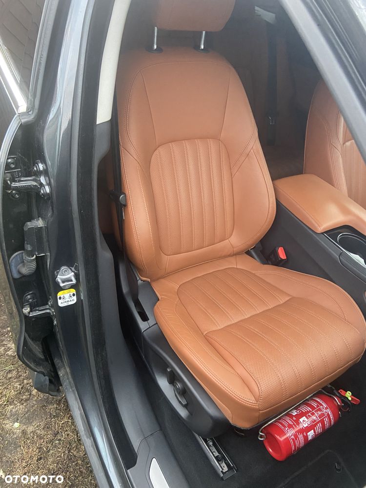 Jaguar F-Pace 20d AWD Portfolio - 14