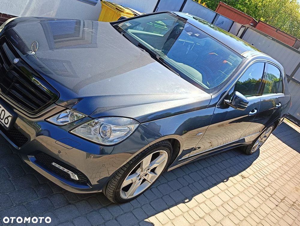 Mercedes-Benz Klasa E 350 CDI BlueEff Avantgarde - 5