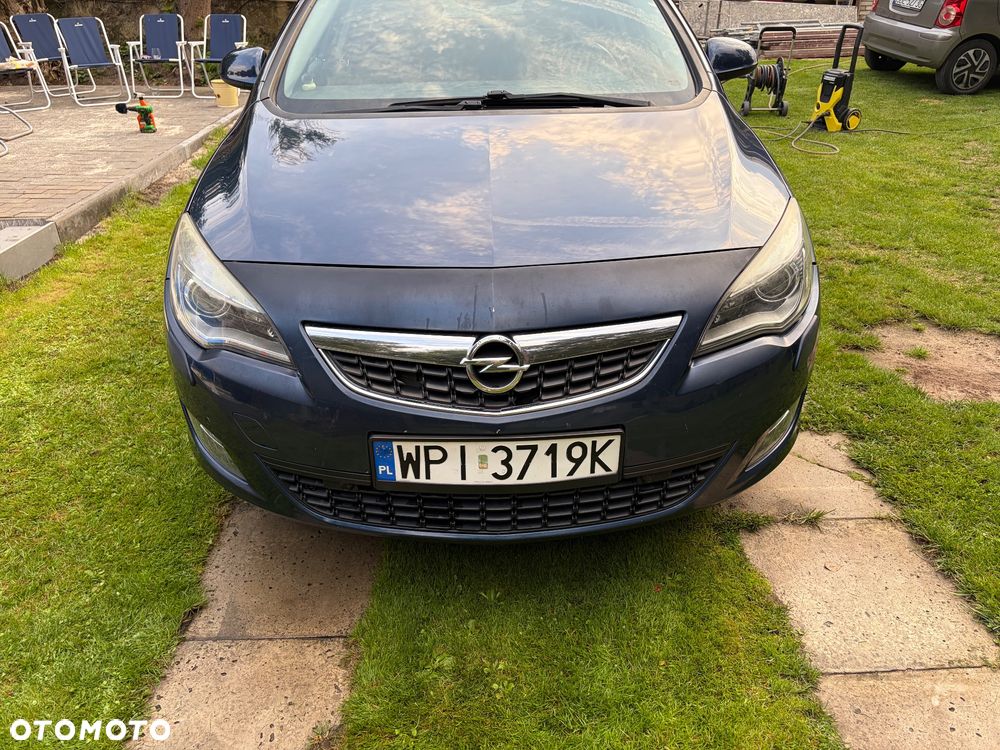 Opel Astra 1.4 T Cosmo - 8