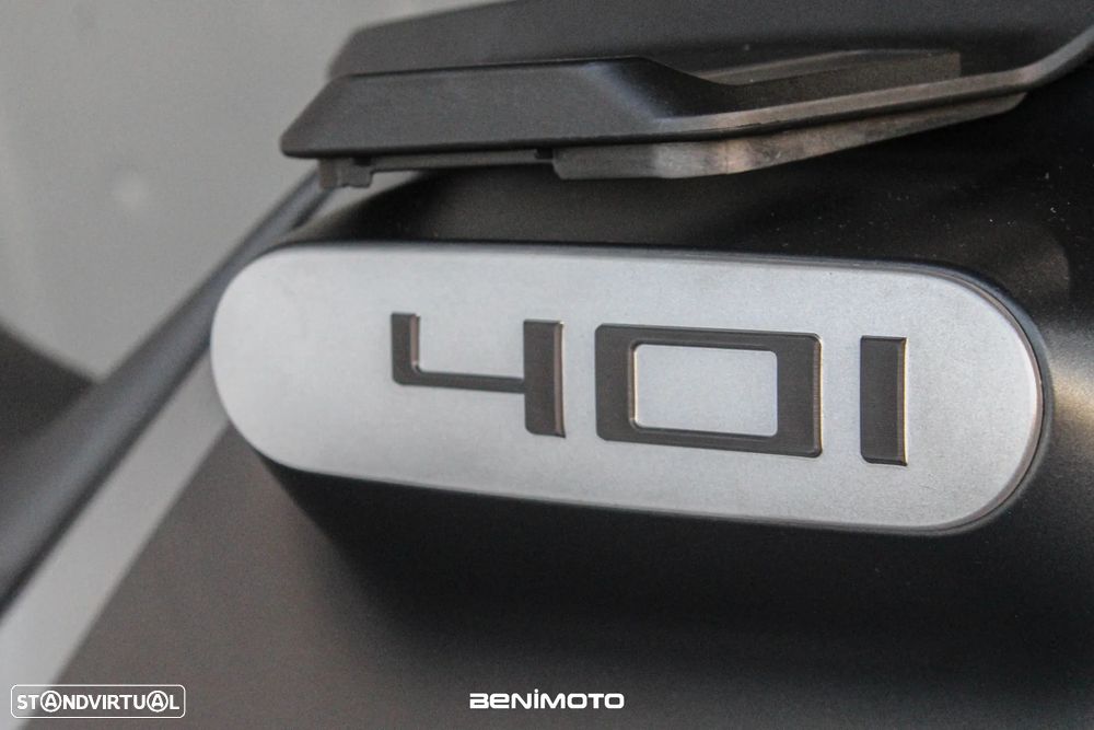 Husqvarna Svartpilen 401 - 14